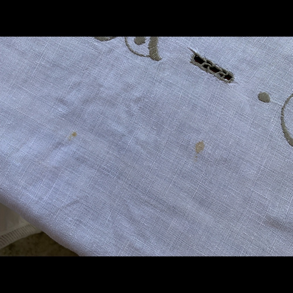 Table Cloths - Picture 5 of 9